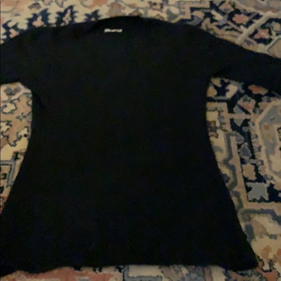 A made sweater - Picture 5 of 5